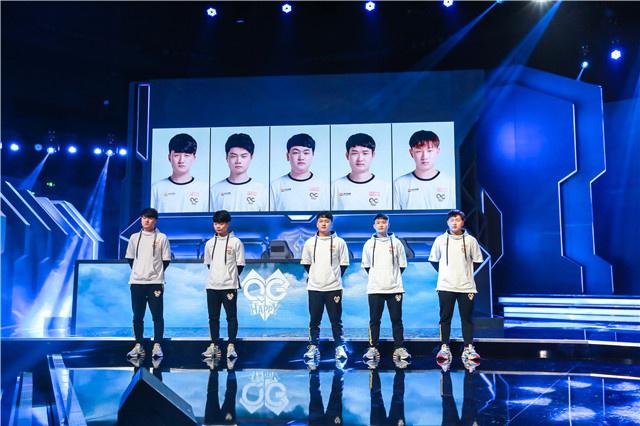 在亚冠小组 在亚冠小组